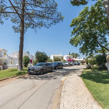 بيت للعطل Aldeia Do Golf O7 *